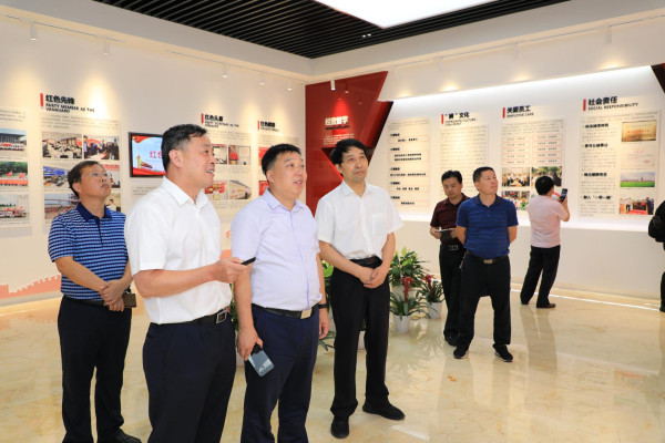 高安市委常委、组织部长时卫东来集团调研党建工作